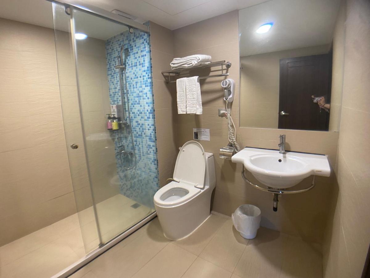 טאיצ'ונג Bonjour Hotel מראה חיצוני תמונה